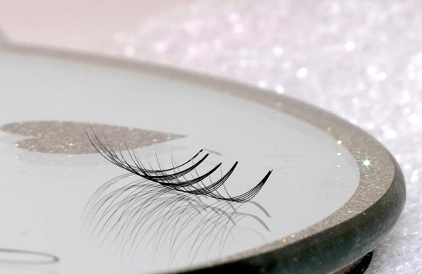 Premade Russian Volume Eyelash Extensions-Jumbo Tray(3 x bigger than standard pack) - Image 2